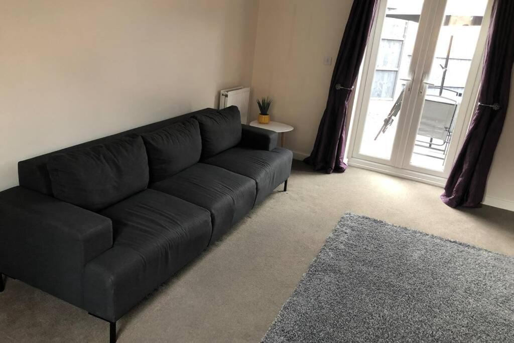 Dudley House **Staycation & Contractors** Sleeps 7 Tipton Dış mekan fotoğraf